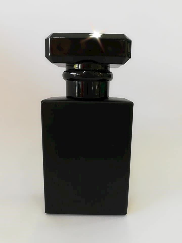 Black Perfume Bottle 30ml