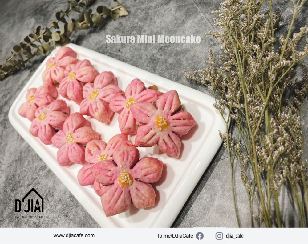 D' Jia Cafe in-house Mooncake