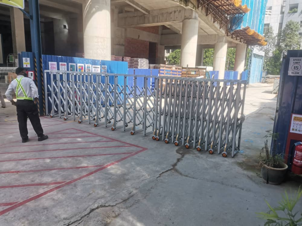 Retractable Gate Aluminium Manual - RGA 002