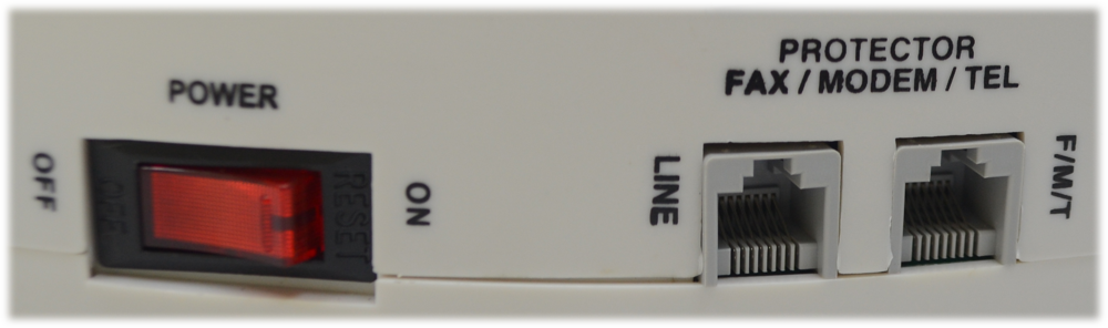 TNK AUTOMATIC VOLTAGE REGULAR 1000VA - ADVRTN-SR1000D