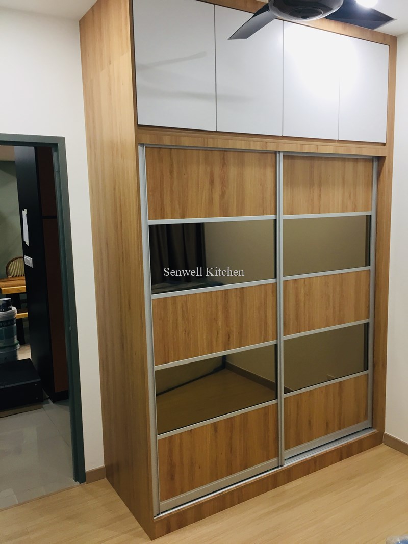Wardrobe design & build